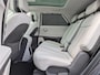 Hyundai Ioniq 5 Lounge 77.4 kWh / SOH 100% / Fabrieksgarantie tot 12-2028 / Dealer onderhouden / All season banden / Head Up Display / CCS snelladen / Warmtepomp / Trekgewicht 1600 kg / Panoramadak / Stuur- Stoel & Achterbank verwarming / Rondomzicht camera / Bosa Audio Systeem /