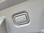 Hyundai Ioniq 5 Lounge 77.4 kWh / SOH 100% / Fabrieksgarantie tot 12-2028 / Dealer onderhouden / All season banden / Head Up Display / CCS snelladen / Warmtepomp / Trekgewicht 1600 kg / Panoramadak / Stuur- Stoel & Achterbank verwarming / Rondomzicht camera / Bosa Audio Systeem /