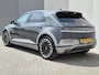 Hyundai Ioniq 5 Lounge 77.4 kWh / SOH 100% / Fabrieksgarantie tot 12-2028 / Dealer onderhouden / All season banden / Head Up Display / CCS snelladen / Warmtepomp / Trekgewicht 1600 kg / Panoramadak / Stuur- Stoel & Achterbank verwarming / Rondomzicht camera / Bosa Audio Systeem /
