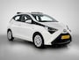 Toyota Aygo 1.0 VVT-i x-play cabrio | 1e Eigenaar | NIEUW GELEVERD & ONDERHOUDEN | Apple Carplay / Android Auto | SL32