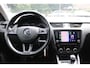 Skoda Octavia Combi 1.0 TSI Greentech *Business*| Trekhaak | Carplay | Stoelverwarming | Navigatie | Cruise & Climate Control | PDC | Orig.NL |