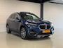 BMW X1 XDrive25e High Executive | PANO | 1E EIG | DEALER | LEDER | CAMERA | NAVI PROF | SPORTSTOELEN