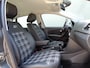 Volkswagen Polo 1.4-16V Highline 86PK Clima Cruise LMV 5DRS R-Line Uitgevoerd
