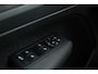 Volvo C40 Recharge Core 69 kWh Pano-dak | Camera | Stoel + stuurverwarming |