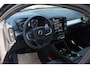 Volvo XC40 1.5 T2 Momentum Business | Apple carplay / Android Auto | Electronic climate control | 18" lichtmetalen velgen | Verwarmde voorruit |