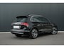 Volkswagen Tiguan 2.0 TSI 4Motion 180pk Highline | R-Line Exterieur | Panoramadak | Trekhaak | Camera | Adaptive Cruise | Head-Up