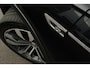 Volkswagen Tiguan 2.0 TSI 4Motion 180pk Highline | R-Line Exterieur | Panoramadak | Trekhaak | Camera | Adaptive Cruise | Head-Up