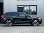 Volvo XC60 2.0 T8 Plug-in hybrid AWD Ultimate Dark 455 PK | Luchtvering | 22 inch | Trekhaak | 360 Camera | H/K | Head up display