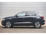 Volkswagen T-Roc 1.0 TSI 115pk Life Edition | Dodehoekdetectie | Navigatie | Stoelverwarming