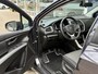 Suzuki S-Cross SX4 1.6 Exclusive / NL-Auto / Open-Panodak / Stoelverwarming / Cruise-Control / Climate-Control / Radio-Bluetooth / Elektr.-Ramen V+A / 18'' LMV / All-Season / ENZ.