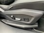 Peugeot E-3008 GT Exclusive 210 73 kWh 360 Camera | 11kW lader | Focal-Audio | Elektrische Stoelen | Keyless | Leder | LMV 20" | Pano | Stoelverwarming/verkoeling | Warmtepomp |