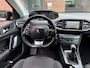 Peugeot 308 1.2 VTi Active /bj.2014 / kleur: grijs/ navigatie/trekhaak/5 deurs/climate/etc/ NAP met 149485 km.en APK tot 06/2027.