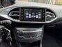 Peugeot 308 1.2 VTi Active /bj.2014 / kleur: grijs/ navigatie/trekhaak/5 deurs/climate/etc/ NAP met 149485 km.en APK tot 06/2027.