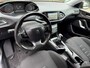 Peugeot 308 1.2 VTi Active /bj.2014 / kleur: grijs/ navigatie/trekhaak/5 deurs/climate/etc/ NAP met 149485 km.en APK tot 06/2027.