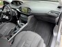 Peugeot 308 1.2 VTi Active /bj.2014 / kleur: grijs/ navigatie/trekhaak/5 deurs/climate/etc/ NAP met 149485 km.en APK tot 06/2027.
