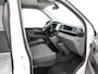 Volkswagen Transporter 2.0 TDI 150pk DSG L1H1 28 Bulli · Apple/Android Car Play · Afneembare Trekhaak · Cruise Control · Airco · Navigatie · Parkeersensoren ·