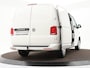 Volkswagen Transporter 2.0 TDI 150pk DSG L1H1 28 Bulli · Apple/Android Car Play · Afneembare Trekhaak · Cruise Control · Airco · Navigatie · Parkeersensoren ·