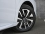 Peugeot e-208 Style 51kWh 156pk Automaat CAMERA | CRUISE | DAB | PRIVACY GLASS | APPLE CARPLAY