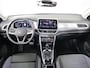 Volkswagen T-Roc 1.5 TSI Style 150 pk Automaat (DSG) | Navigatie | Parkeersensoren (Park assist) | Achteruitrijcamera | Stoelverwarming | Adaptieve cruise control |
