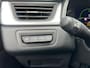 Renault Captur 1.6 E-Tech Hybrid 145 Intens | Automaat | Apple Carplay & Android Auto | Camera | Parkeersensoren | LMV | Cruise & Climate Control | 12 Maanden BOVAG Garantie