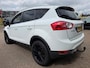 Ford Kuga 2.5 AWD en 200 Pk en trekhaak en parkeersensoren en bluetooth telefoon en airco