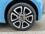 Volkswagen Up! 1.0 66PK R-Line / R-Line Exterieur / 16" LMV / Achteruitrijcamera / Climate Control / Cruise Control