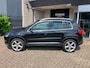 Volkswagen Tiguan 1.4 TSI Sport&Style / TREKHAAK / ALU VELGEN / CLIMA / NAVI / APK OK