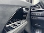 Kia Niro EV e-Niro ExecutiveLine Sky 64 kWh | SOH: 93,9% | 3 Fase | Warmte pomp | Schuifdak | Adaptive CC | LED | Climate |