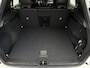 Volvo XC40 1.5 165PK T3 AUT. Momentum Pro | CLIMATE CONTROL| VOORSTOELEN VERWARMD| KEYLESS START| CRUISE CONTROL| NAVIGATIE| LAGE KM-STAND!