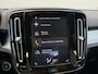 Volvo XC40 1.5 165PK T3 AUT. Momentum Pro | CLIMATE CONTROL| VOORSTOELEN VERWARMD| KEYLESS START| CRUISE CONTROL| NAVIGATIE| LAGE KM-STAND!