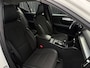 Volvo XC40 1.5 165PK T3 AUT. Momentum Pro | CLIMATE CONTROL| VOORSTOELEN VERWARMD| KEYLESS START| CRUISE CONTROL| NAVIGATIE| LAGE KM-STAND!
