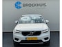Volvo XC40 1.5 165PK T3 AUT. Momentum Pro | CLIMATE CONTROL| VOORSTOELEN VERWARMD| KEYLESS START| CRUISE CONTROL| NAVIGATIE| LAGE KM-STAND!