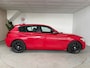 BMW 1-Serie 116i Upgrade Edition Airco, Navigatie, LMV, Lederen bekleding, 6 versnellingen.