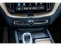 Volvo XC60 2.0 T6 Plug-in hybrid AWD Plus Dark | Facelift | Head-Up | Panoramadak | Trekhaak | 360 Camera | All-Season Banden | Google | Stoel en Stuurverwarming |