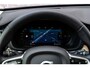 Volvo XC60 2.0 T6 Plug-in hybrid AWD Plus Dark | Facelift | Head-Up | Panoramadak | Trekhaak | 360 Camera | All-Season Banden | Google | Stoel en Stuurverwarming |