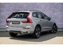 Volvo XC60 2.0 T6 Plug-in hybrid AWD Plus Dark | Facelift | Head-Up | Panoramadak | Trekhaak | 360 Camera | All-Season Banden | Google | Stoel en Stuurverwarming |