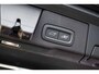 Volvo XC60 2.0 T6 Plug-in hybrid AWD Plus Dark | Facelift | Head-Up | Panoramadak | Trekhaak | 360 Camera | All-Season Banden | Google | Stoel en Stuurverwarming |