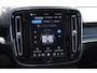 Volvo C40 252PK Automaat Single Ext. Range Plus 82 kWh / Adaptive cruise control / Pilot assist / BLIS / Stoel en stuur verwarming / Elektrische achterklep / Parkeersensoren met camera / Google infotainment / Panoramadak