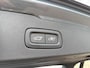 Volvo V60 2.0 T8 Plug-in hybrid AWD Plus Dark | 455PK | Thunder Grey | SOH:98% | Harman/Kardon | Stoel/stuurverwarming | Power Seat | Memory | Panoramadak | Adaptieve cruise | BLIS | Parkeercamera | 19" Velgen |