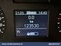 Mercedes-Benz Sprinter 315 CDI 150pk L2H2 Euro6 Airco | Camera | Apple Carplay | Cruisecontrol | Chauffeursstoel | Leder Android Auto, Parkeersensoren, Bijrijdersbank