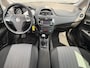 Fiat Punto Evo 0.9 TwinAir Sempre | Navigatie | Cruise Control | Parkeersensoren achter | Lichtmetalen Velgen |