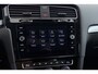 Volkswagen Golf 1.5 TSI Highline Business | CarPlay | Standkachel | Stoelverwarming | LED | Parkeersensoren |
