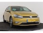 Volkswagen Golf 1.5 TSI Highline Business | CarPlay | Standkachel | Stoelverwarming | LED | Parkeersensoren |