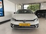 Volkswagen Polo 1.0 TSI style DSG 5 Drs 81kw / 110 PK Carplay /IQ Light /Stoelverwarming / Navigatie / Cruise controle