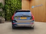 Volvo XC90 2.0 T8 Recharge AWD Ultra Dark Black | Full Option! | Trekhaak | Luchtvering | Bowers&Wilkins | Massage/ventilatie