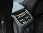 Volvo XC90 2.0 T8 Recharge AWD Ultra Dark Black | Full Option! | Trekhaak | Luchtvering | Bowers&Wilkins | Massage/ventilatie