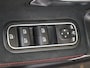 Mercedes-Benz A-klasse 180 Business Solution AMG /Achteruitrijcamera /Stoelverwarming /18 Inch