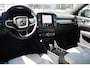 Volvo EX40 Single Motor Extended Range Plus Black Ed. 82 kWh | Apple carplay/ Android auto | Electronic climate controle | 20" lichtmetalen velgen | Voorstoelen verwarmd | Warmtepomp | Keyless entry |