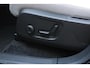 Volvo EX40 Single Motor Extended Range Plus Black Ed. 82 kWh | Apple carplay/ Android auto | Electronic climate controle | 20" lichtmetalen velgen | Voorstoelen verwarmd | Warmtepomp | Keyless entry |