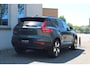 Volvo EX40 Single Motor Extended Range Plus Black Ed. 82 kWh | Apple carplay/ Android auto | Electronic climate controle | 20" lichtmetalen velgen | Voorstoelen verwarmd | Warmtepomp | Keyless entry |
